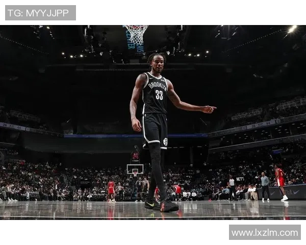 托马斯复出贡献16分夏普豪取25分5篮板开拓者轻取篮网送其三连败